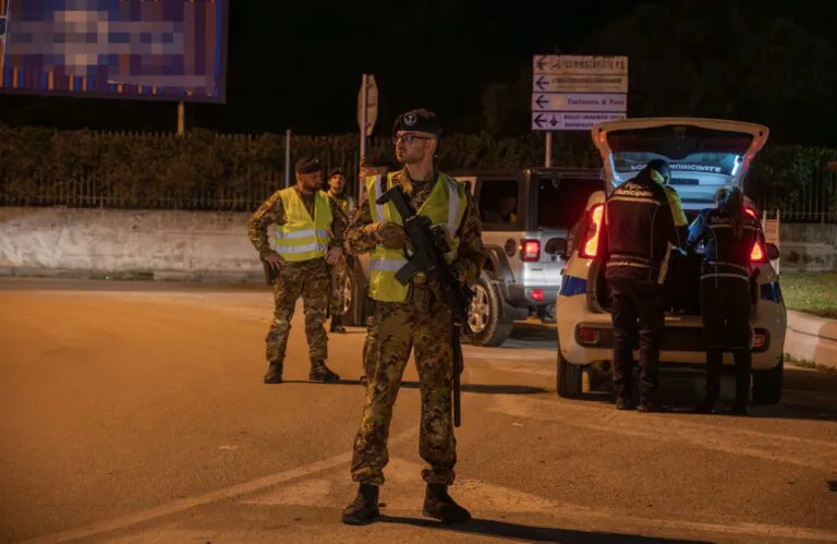 Zona calda del Casertano blindata dall’Esercito: giro di vite su due fronti