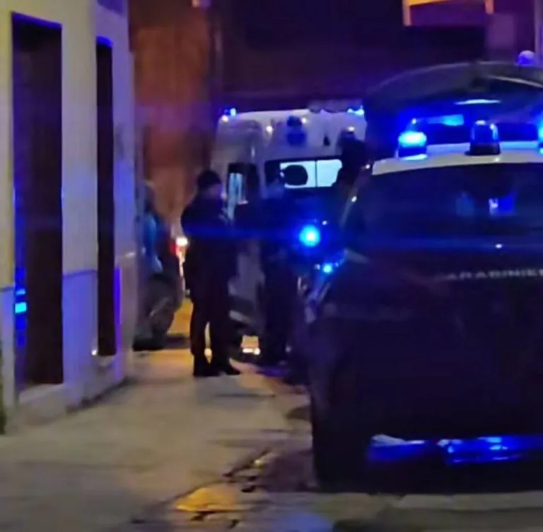 Minori a rischio, genitori segnalati per uso di droga: arrivano i carabinieri