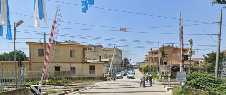 Via alla soppressione dei passaggi a livello