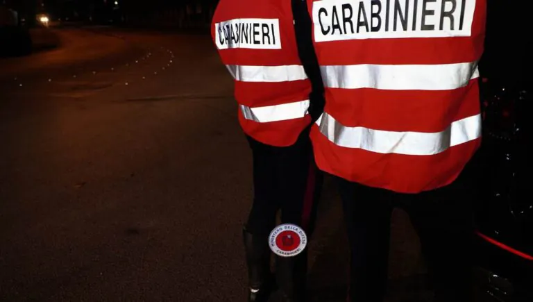 Vanno per incidente, scoprono che era ubriaco e su moto rubata