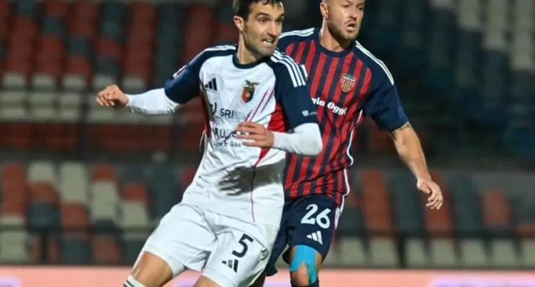 Casertana, è crisi? Il Cosenza vince 3-1 e supera i falchetti in classifica