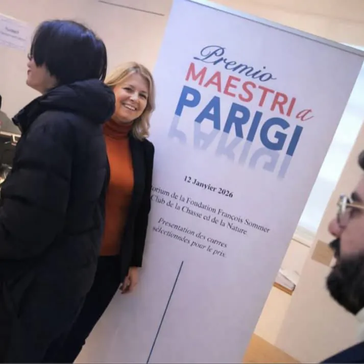A Parigi esposta l’opera “Il Pulcinella femminile”
