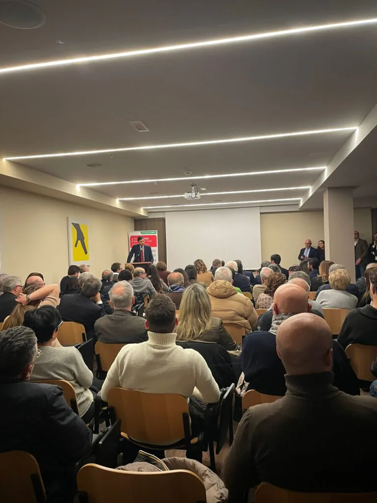 Il Pd di Caserta ora prova a camminare con le proprie gambe con il maxi sindaco alla guida