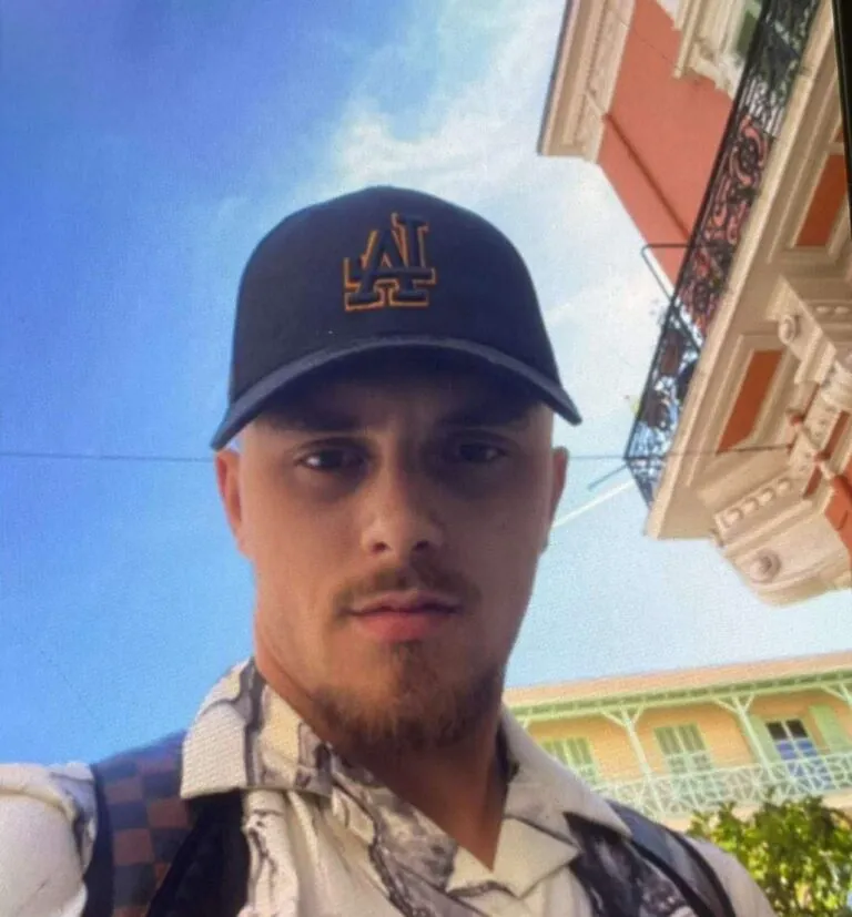 Scomparso nel nulla: l’appello per ritrovare Vincenzo