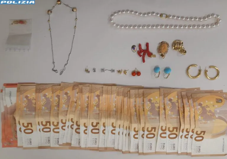 Si finge carabiniere per rapinare coppia: ora é in cella