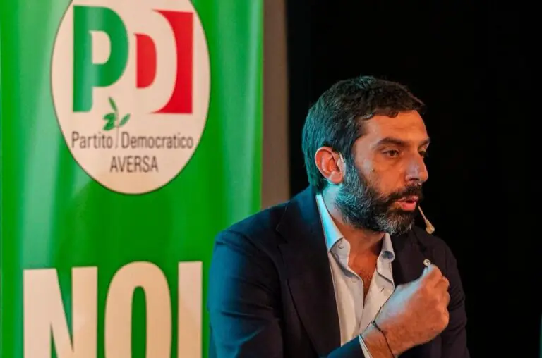Villaggio, Villano critica Santangelo: “Fino a ieri era dall’altra parte e ora fa solo speculazione”