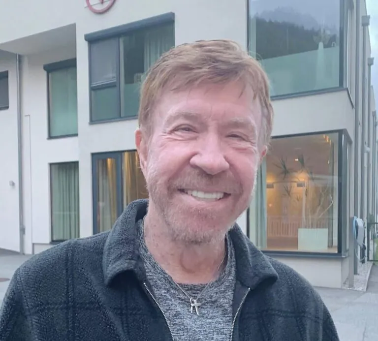 Addio a “Walker Texas Ranger”: morto l’attore Chuck Norris