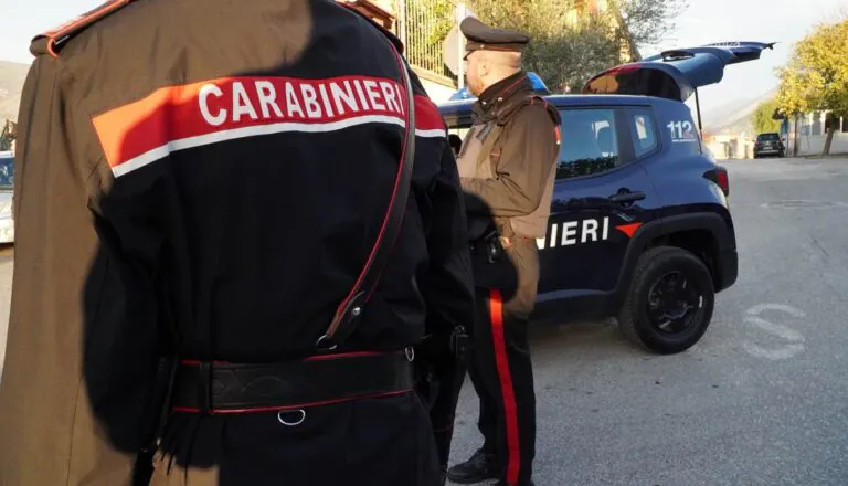 L’arresto dei 2 coniugi di via Macello: ecco come i carabinieri hanno scoperto lo spaccio