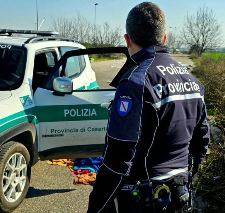 Imprenditore fermato vuole intimidire agenti: “Accusato di 4 omicidi”