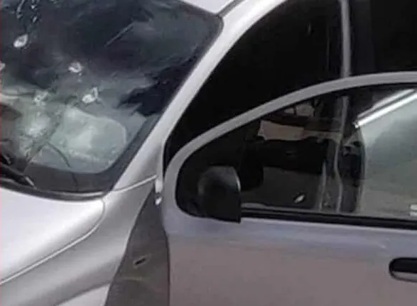 Auto sospetta abbandonata nei pressi dell’area di servizio