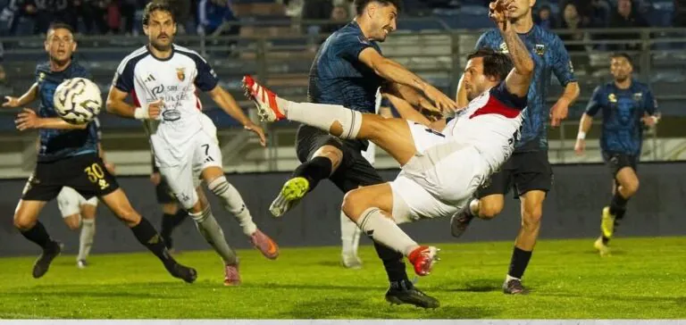Casertana, ko a Latina che fa male: addio al secondo posto