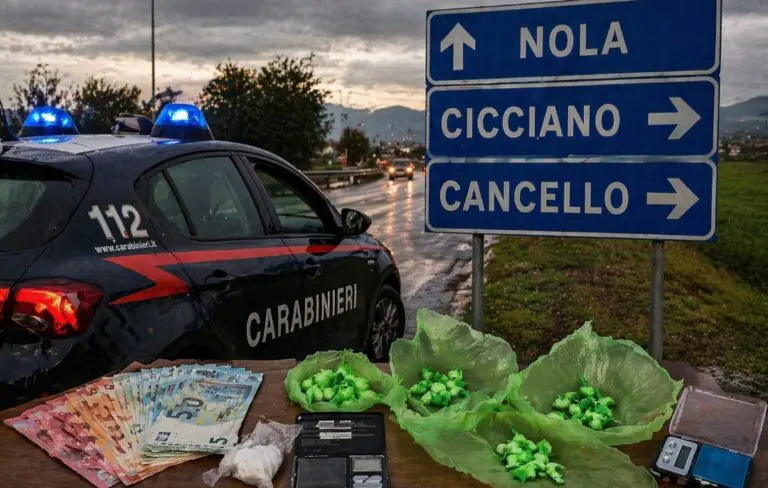 Blitz antidroga nella zona calda, arresti e sequestri