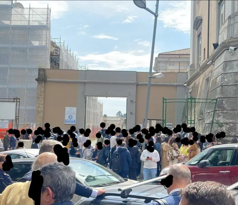 Allarme bomba, evacuato il tribunale