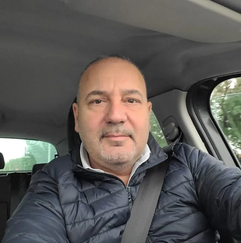 Finisce a terra con la moto per evitare impatto, candidato al consiglio comunale in ospedale