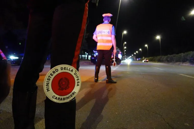 Droga per la movida e furti, arresti e denunce