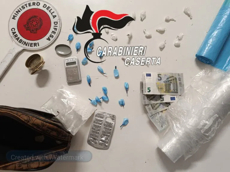 Beccato con droga nell’auto e a casa, 29enne in manette
