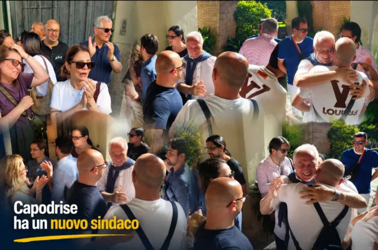 Negro sindaco di Capodrise per 108 voti: il dato definitivo e tutte le foto della festa
