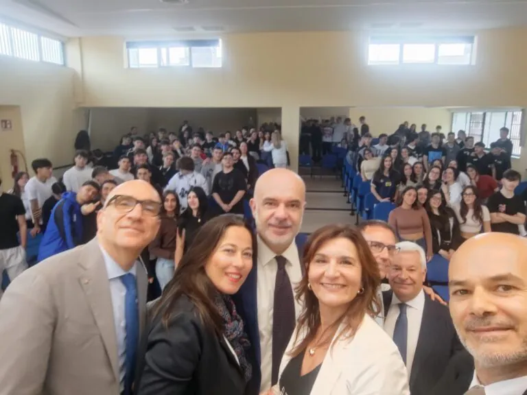 Commercialisti e scuola insieme per avvicinare gli studenti alle professioni economiche