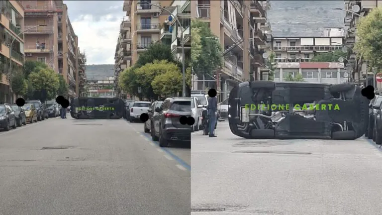 Si ribalta in centro: paura per automobilista