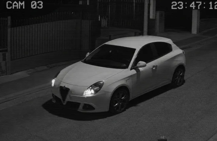 Raid notturno, avvistata auto sospetta
