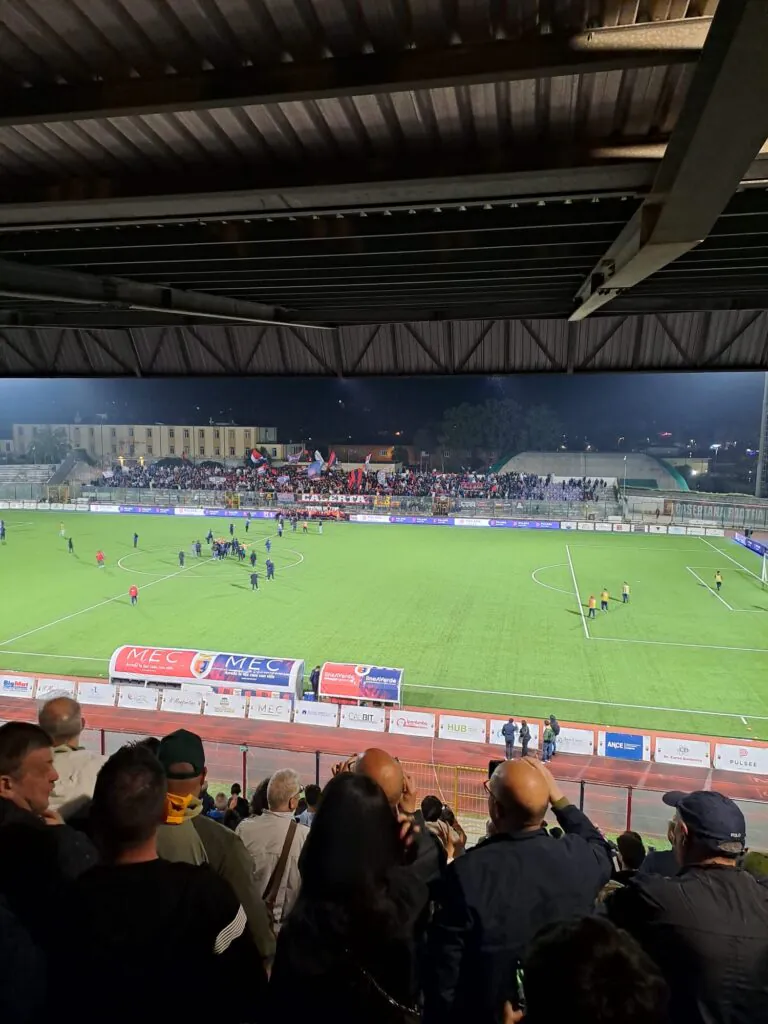 Falchetti con sofferenza passano il turno