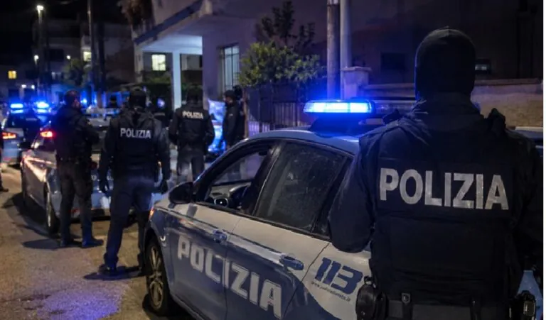 Movida nel mirino, locale sospeso e 4 espulsi