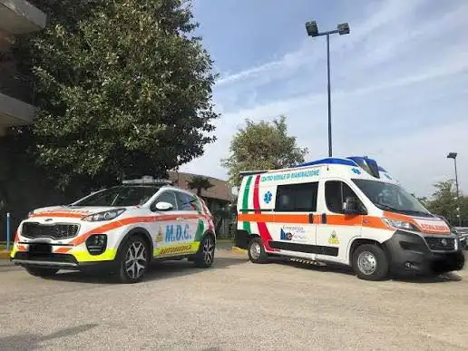 Donna accusa malore in casa, cuore torna a battere grazie ai sanitari