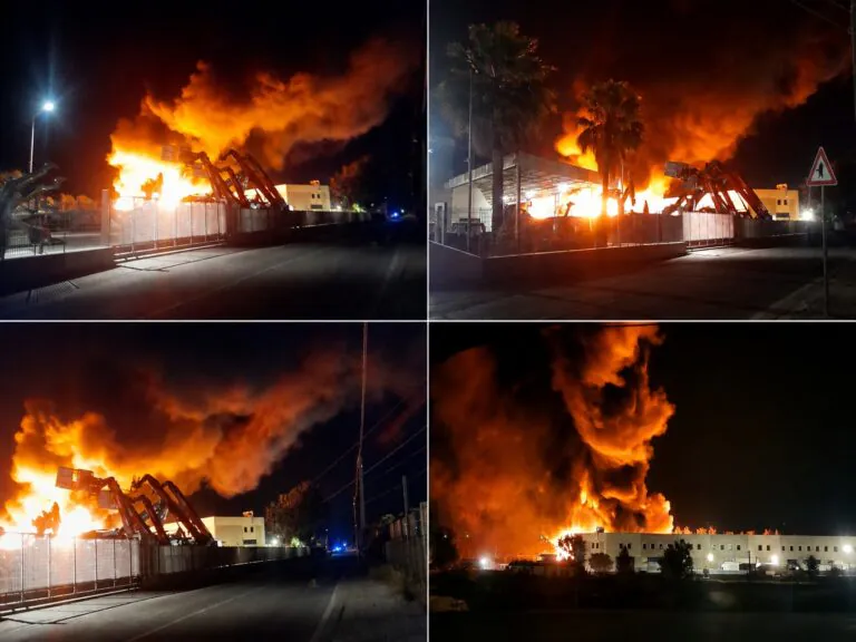 Maxi incendio nella notte: in fiamme azienda di vendita di macchine edili e movimento terra