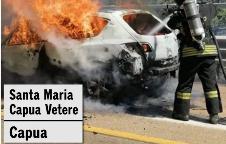 Paura nei pressi del Tribunale: auto avvolta dalle fiamme