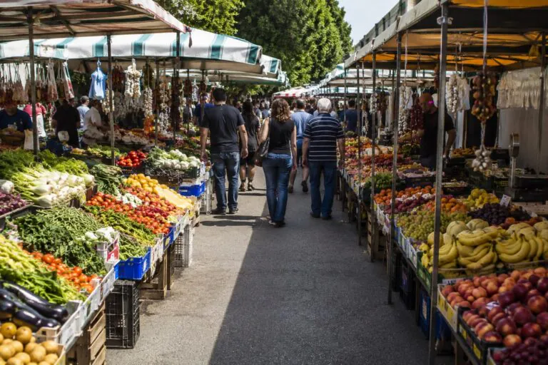 Prima ordinanza sindacale: ok al mercato nel giorno della festa nazionale