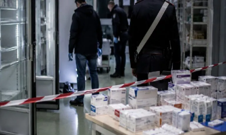 Farmaci oncologici rubati negli ospedali, 5 ordinanze: sgominata banda specializzata