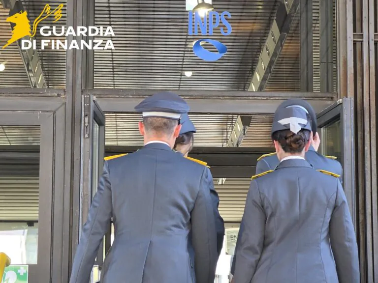 Reddito di Cittadinanza, partita Iva nascoste e percettori irregolari: migliaia di irregolari