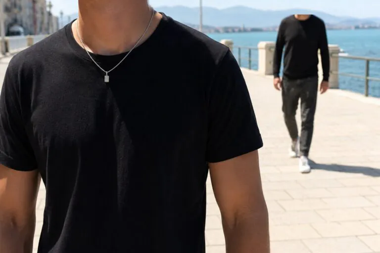 Paura sul lungomare, uomo scippato in pieno giorno