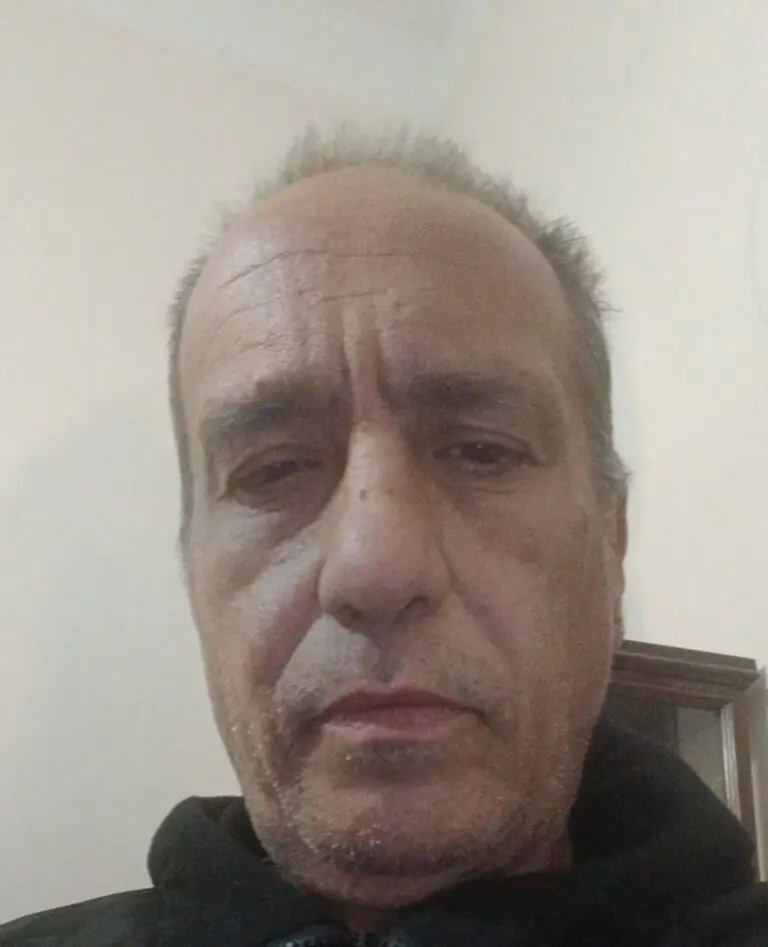 Scomparso nel nulla, trovato senza vita in un palazzo