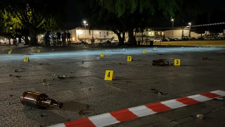 Far west fuori l’arena del trace Spartaco: in centinaia hanno raccolto firme di protesta