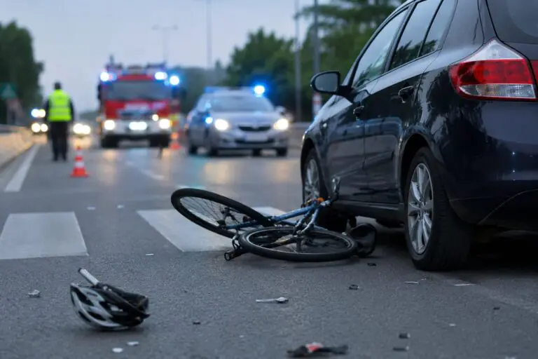 Tragedia sulla Circumvallazione: ciclista viene investito e muore