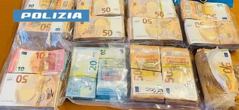 Coppia con 124mila euro in casa: “Non sappiamo di chi sono”