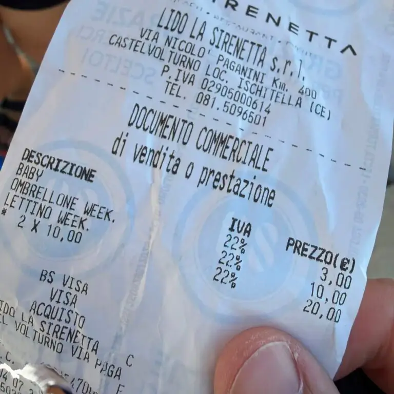 Lido, chiesto supplemento “baby” di 3 euro a genitori di una bimba di 17 mesi