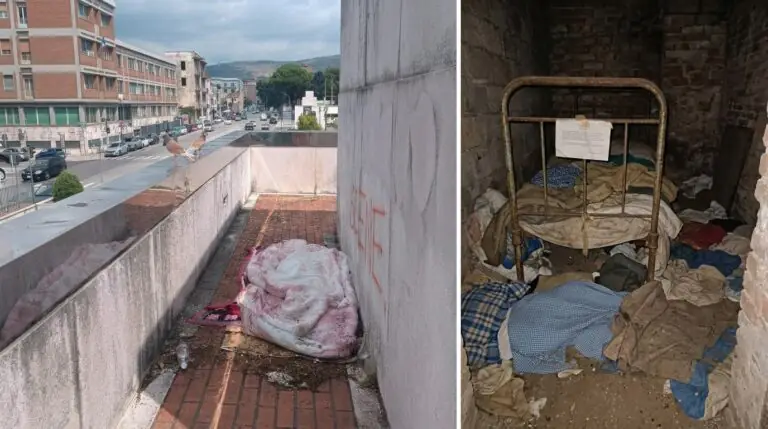 Caserta, pulita l’area del Monumento ai Caduti dopo la morte del clochard: il vescovo Lagnese richiama la città
