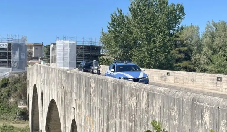 Ricercata portata in carcere salla polizia dopo la truffa