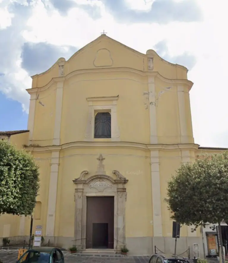 Addio a Monsignor Nacca, 2 comunità in lutto per stimato sacerdote