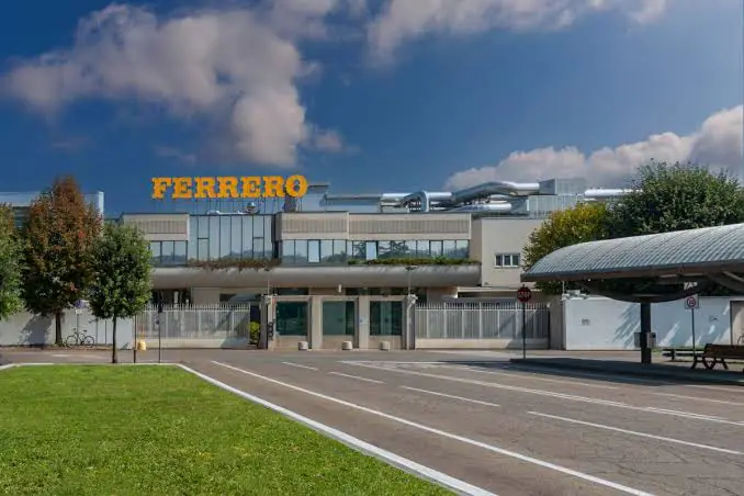 ferrero assume operai