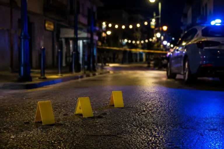 Stesa durante i festeggiamenti: bimbo sfiorato da proiettile