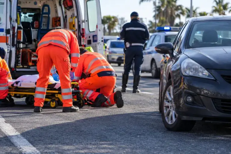 Presa in pieno sulla Statale, donna trasportata d’urgenza