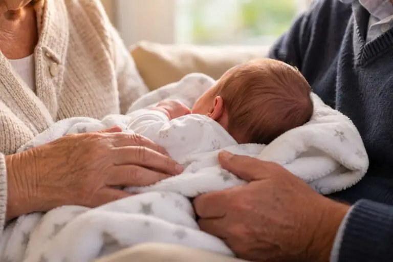 Piccolo Mattia, arriva la decisione dei giudici: affidato ai nonni materni