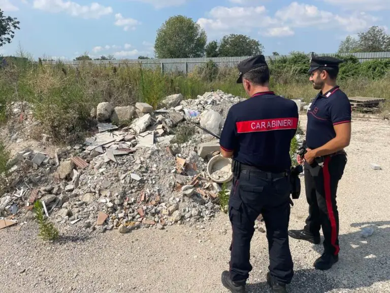 Veleni nella Terra dei Fuochi, imprenditore nei guai: scatta sequestro