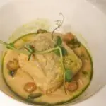 Baccalà fritto su crema di ceci Chapeau 2.0