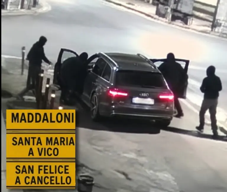 Assalto nella notte ad un palazzo: ladri ‘fermati’ dai condomini