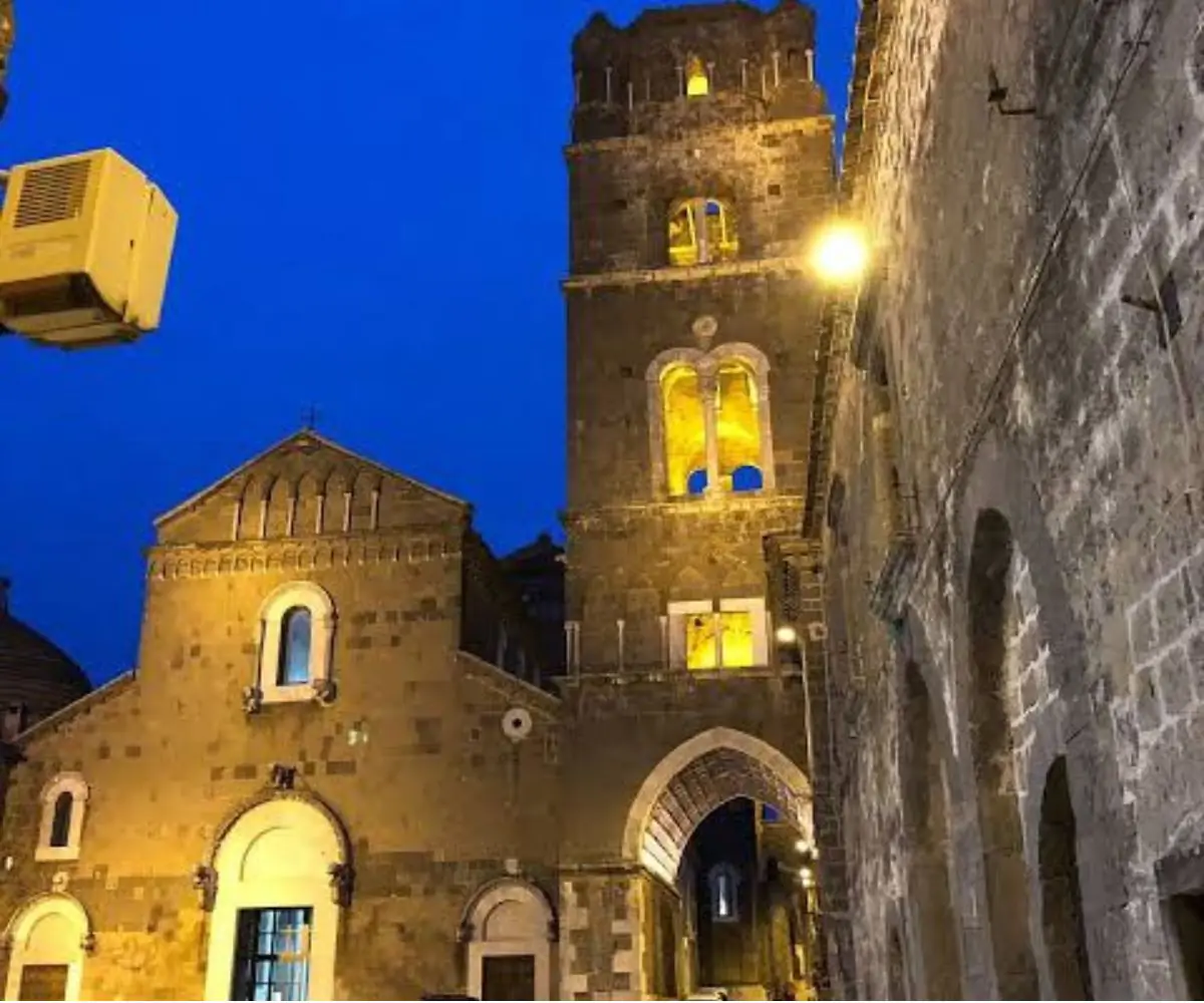 alba a Casertavecchia