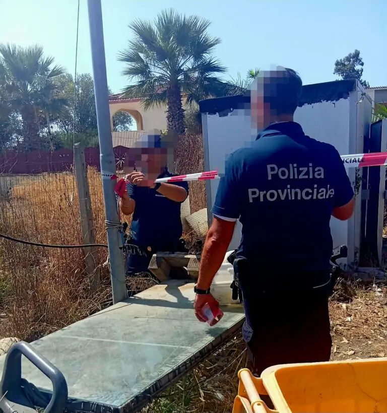 Autolavaggio abusivo trasformato in discarica, sequestro dopo blitz